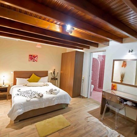 Ferienwohnung Asterolithos Fira  Exterior foto