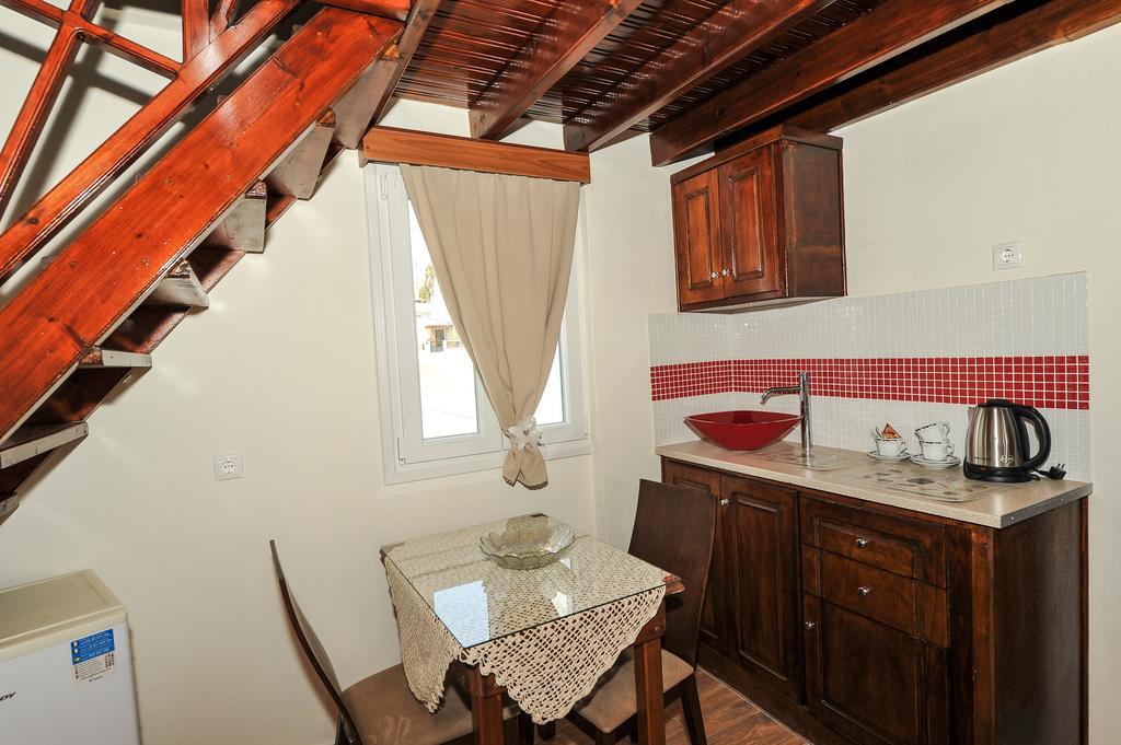 Ferienwohnung Asterolithos Fira  Exterior foto