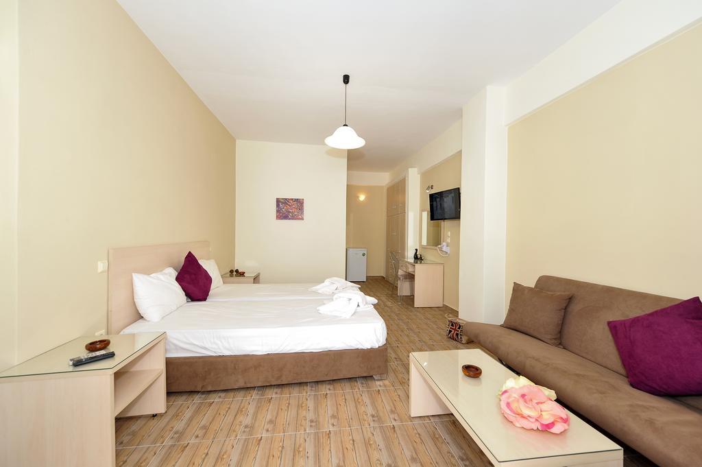 Ferienwohnung Asterolithos Fira  Exterior foto